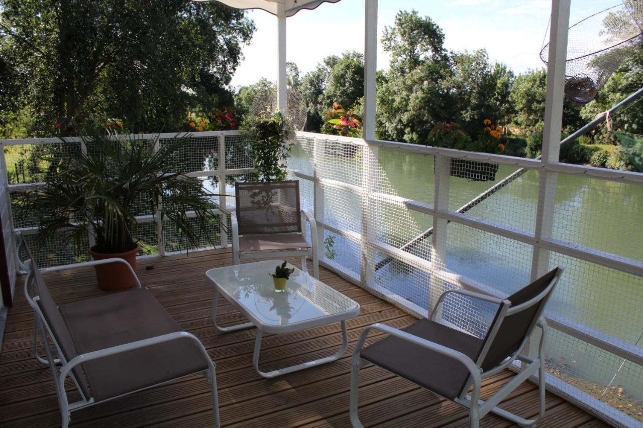 Camping Belle Riviere Chaniers Ngoại thất bức ảnh