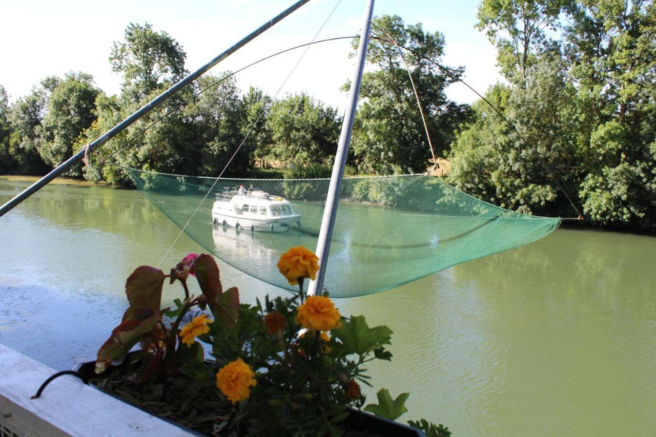 Camping Belle Riviere Chaniers Ngoại thất bức ảnh