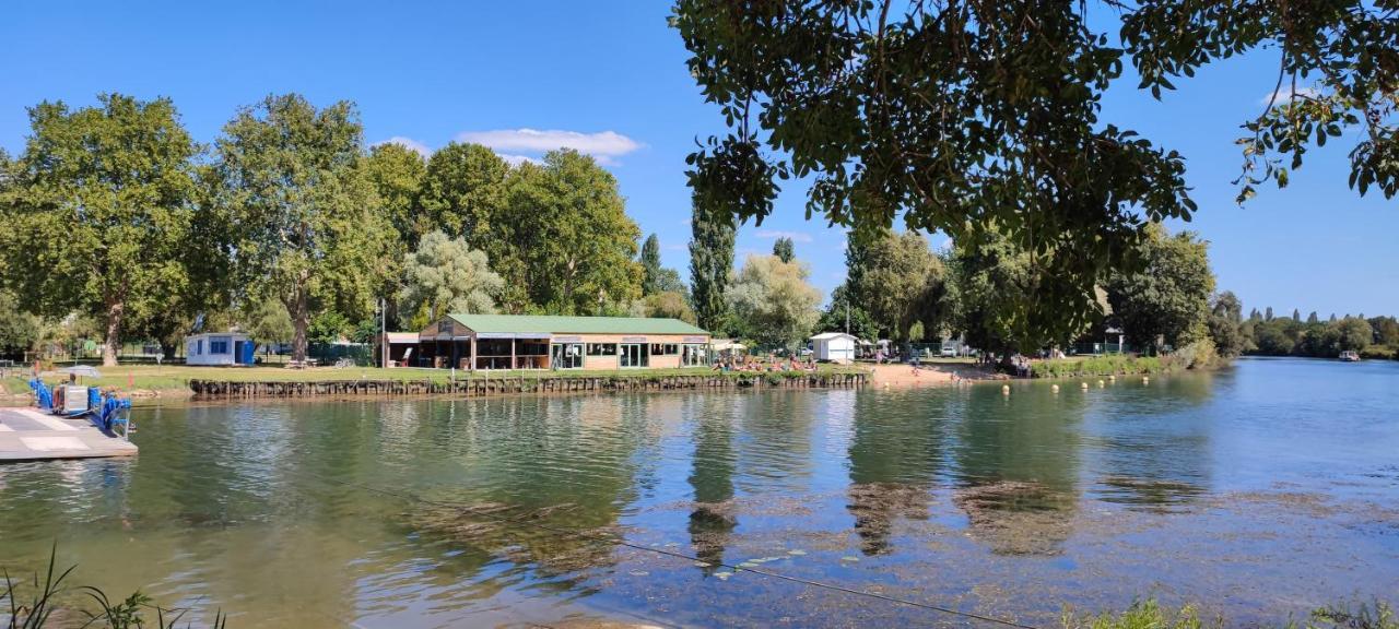 Camping Belle Riviere Chaniers Ngoại thất bức ảnh