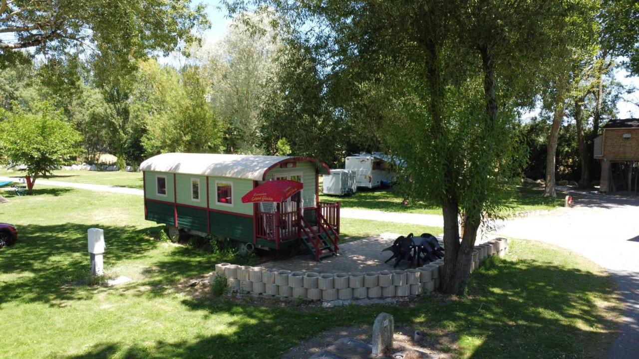 Camping Belle Riviere Chaniers Ngoại thất bức ảnh